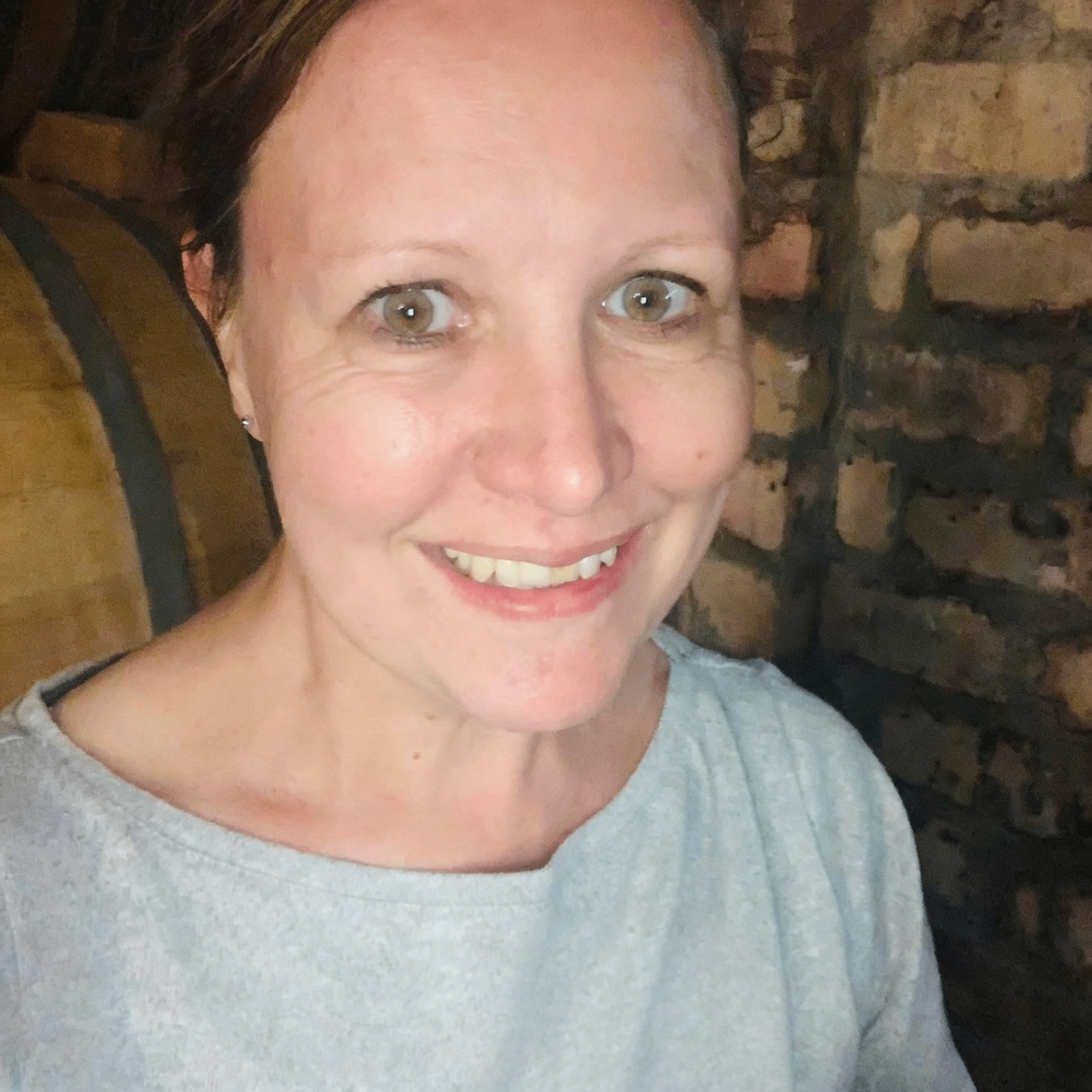 Hybré Roux, founder and lead instructor of CrazeeArtsee in Pretoria